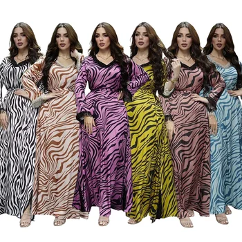 2023 Lete Nové Blízkom Východe Moslimských Módne Zebrovité Korálky Strapce Hot Diamond Luxusné Šaty Šaty Reálnom Čase Model